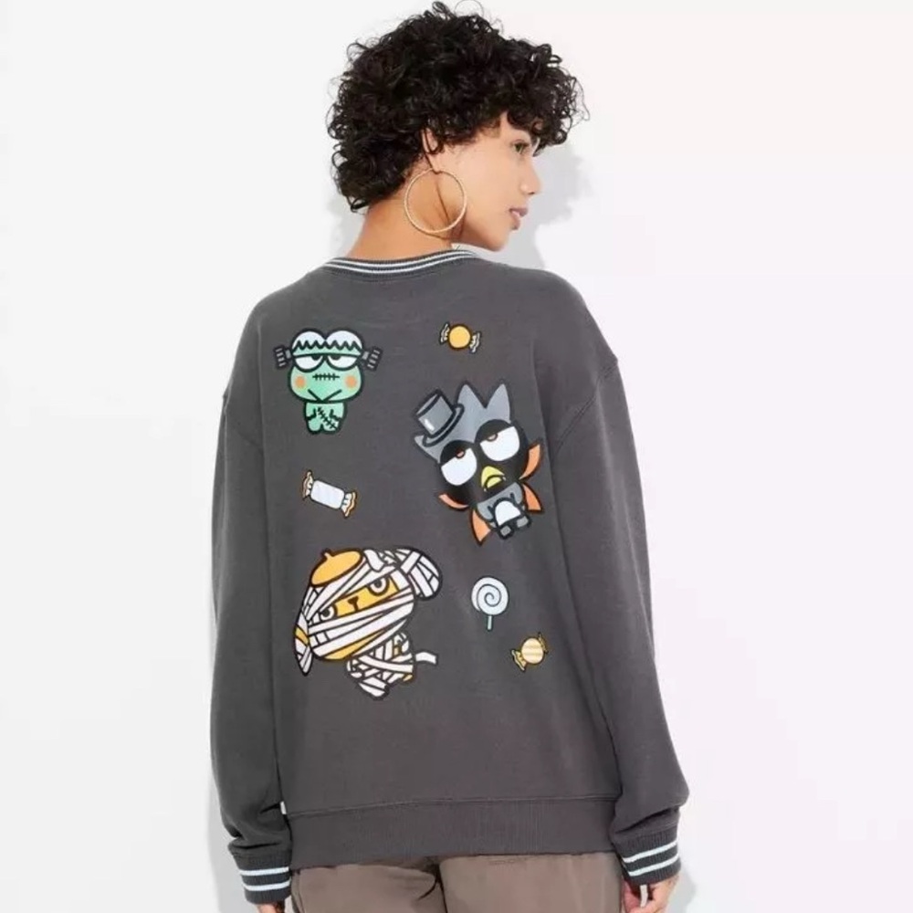 Target W/SANRIO Hello Kitty+friends Halloween Graphic Sweatshirt GRAY MED NWT